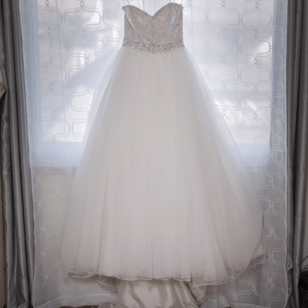 Ball gown Wedding dress by Justin Alexander
